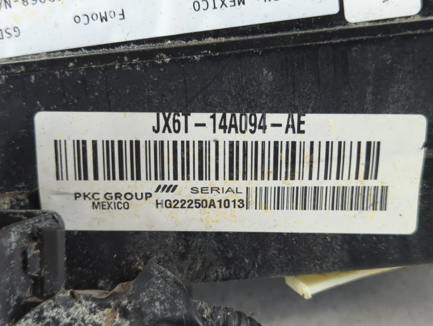 2021-2022 Ford Escape Fusebox Fuse Box Panel Relay Module P/N:JX6T-14A094-AE Fits Fits 2021 2022 OEM Used Auto Parts - Oemus