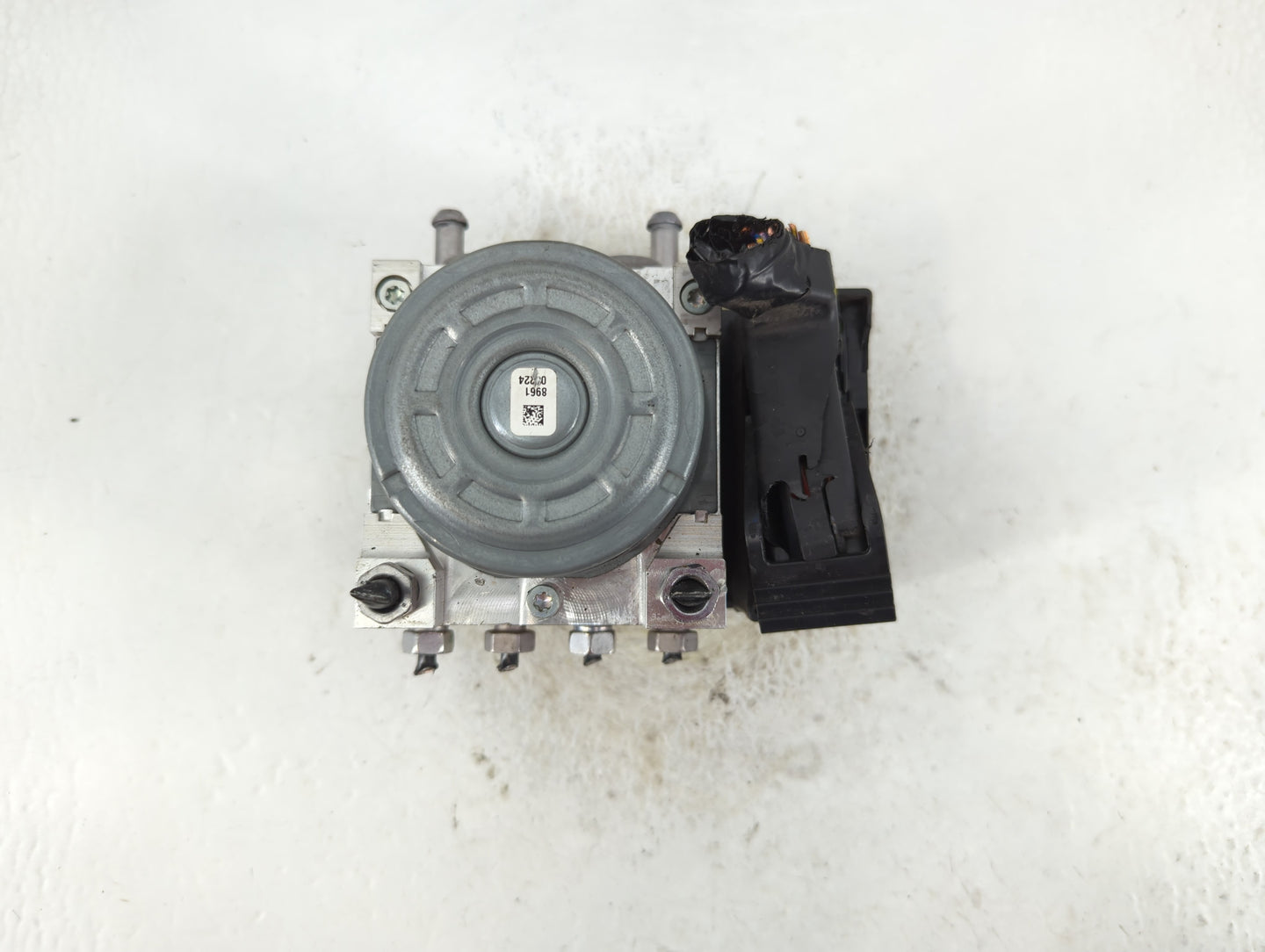 2020-2022 Ford Escape ABS Pump Control Module Replacement P/N:LX6C-2B373-CS Fits Fits 2020 2021 2022 OEM Used Auto Parts - O