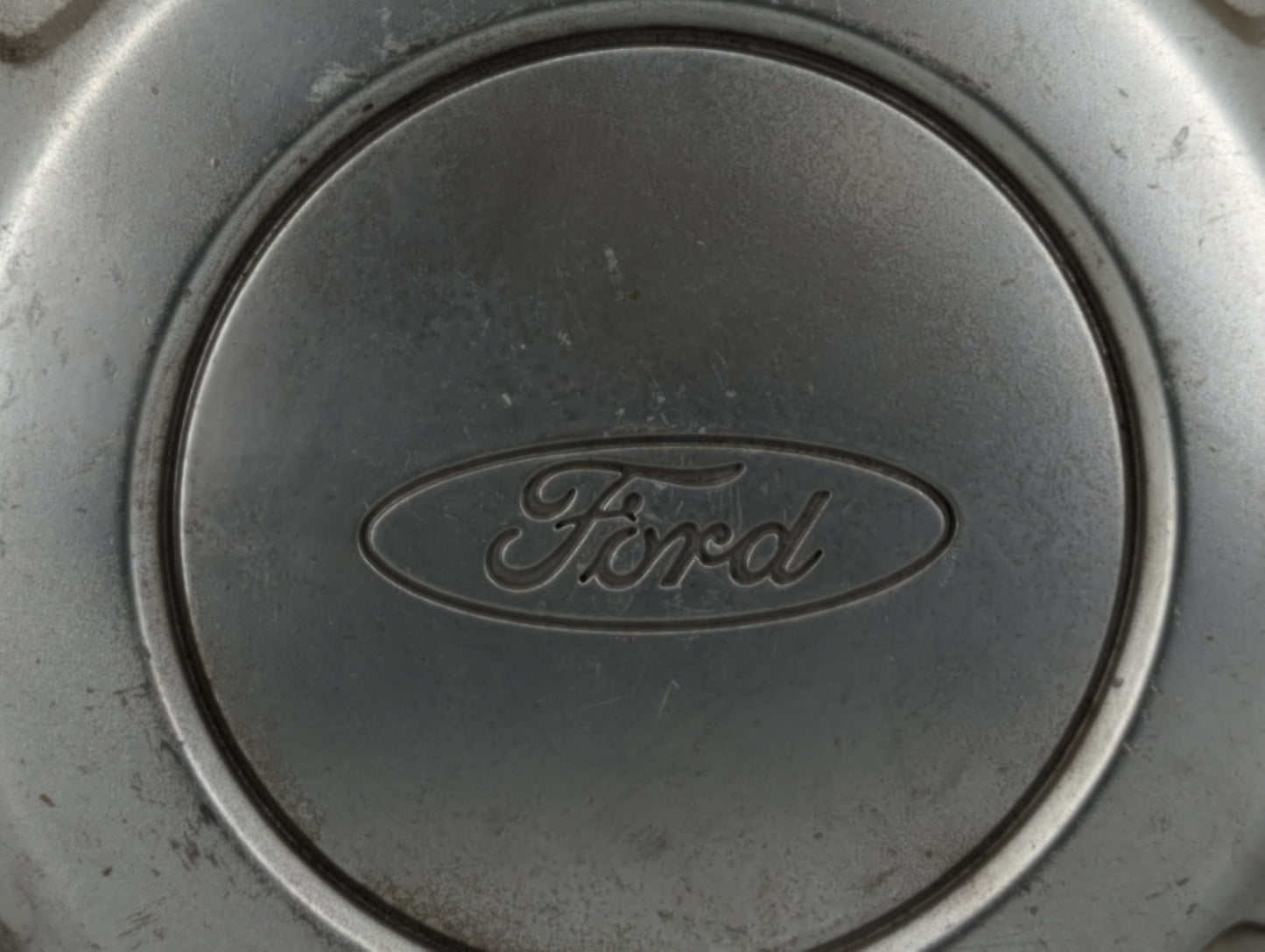 2022 Ford Expedition Rim Wheel Center Cap Silver - Oemusedautoparts1.com
