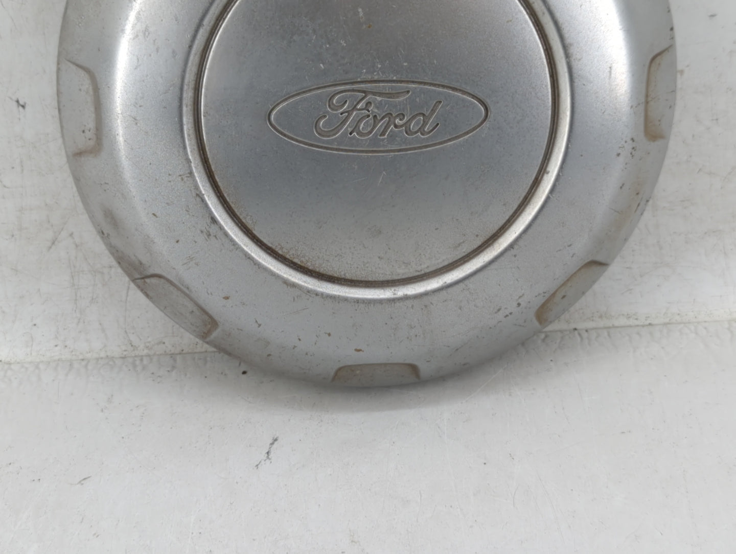 2022 Ford Expedition Rim Wheel Center Cap Silver - Oemusedautoparts1.com
