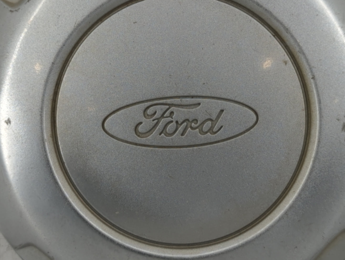 2022 Ford Expedition Rim Wheel Center Cap Silver - Oemusedautoparts1.com