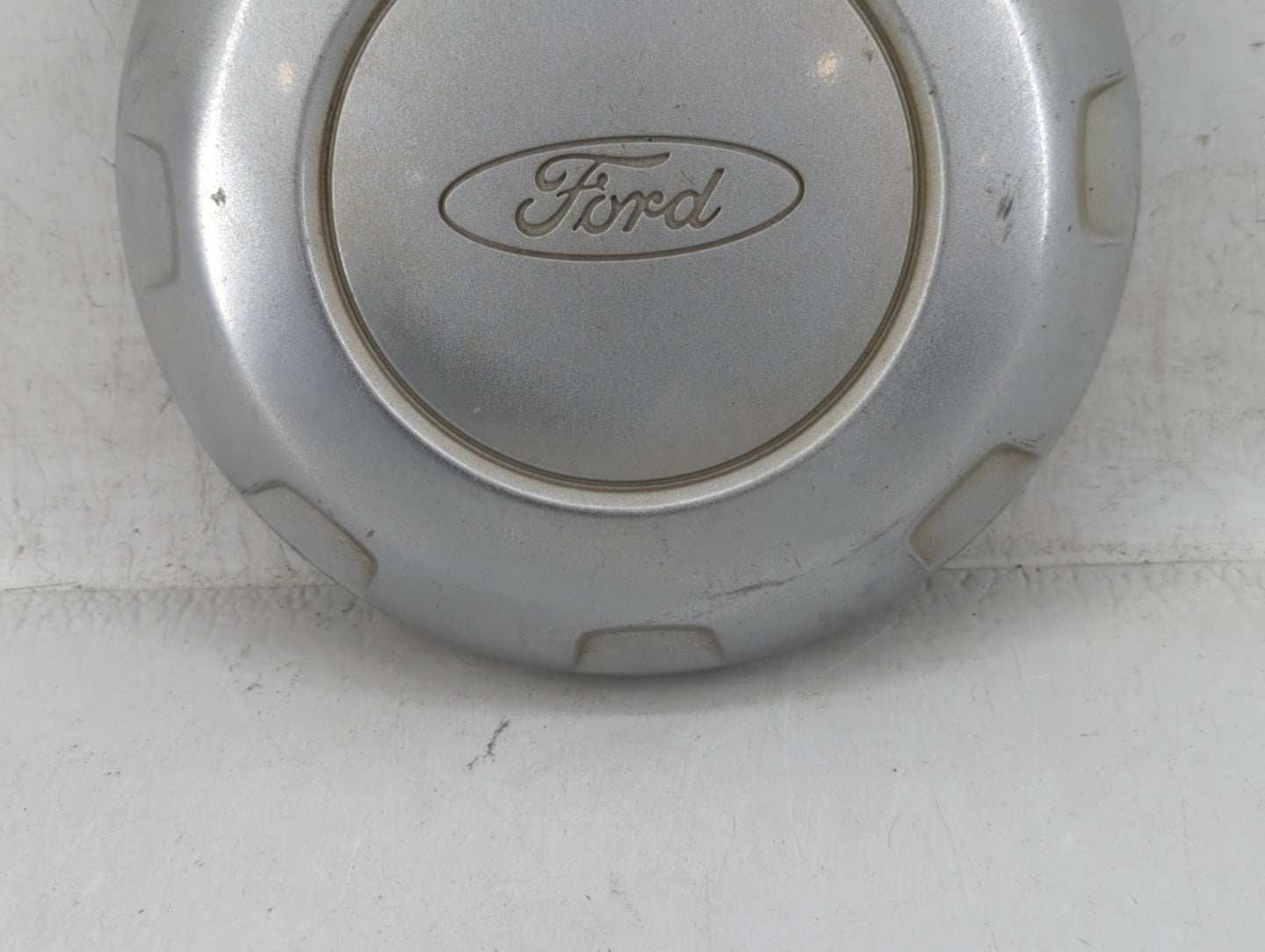 2022 Ford Expedition Rim Wheel Center Cap Silver - Oemusedautoparts1.com