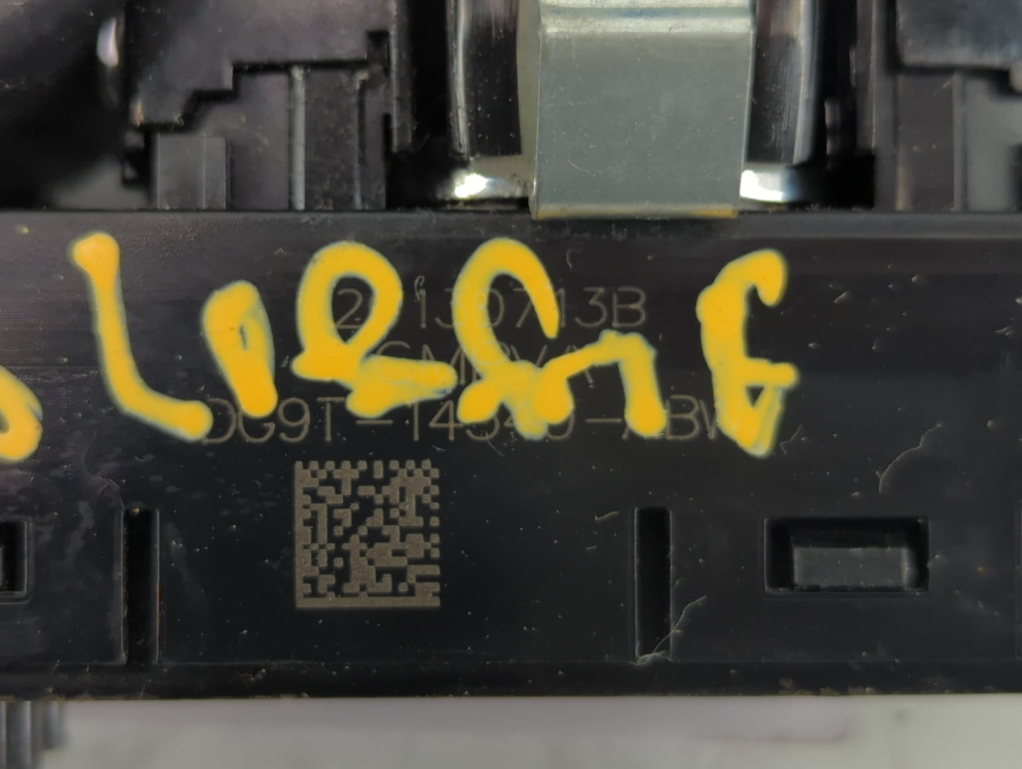2018-2022 Ford Expedition Master Power Window Switch Replacement Driver Side Left P/N:DG9T-14540-ABW Fits OEM Used Auto Part