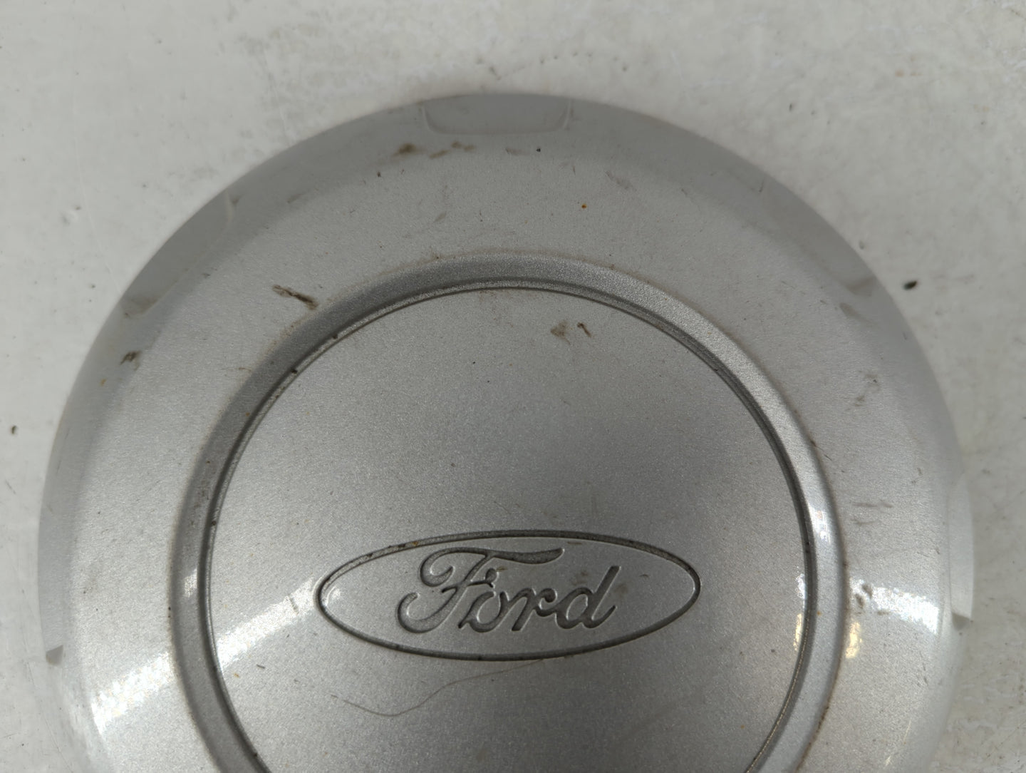 2022 Ford Expedition Rim Wheel Center Cap - Oemusedautoparts1.com