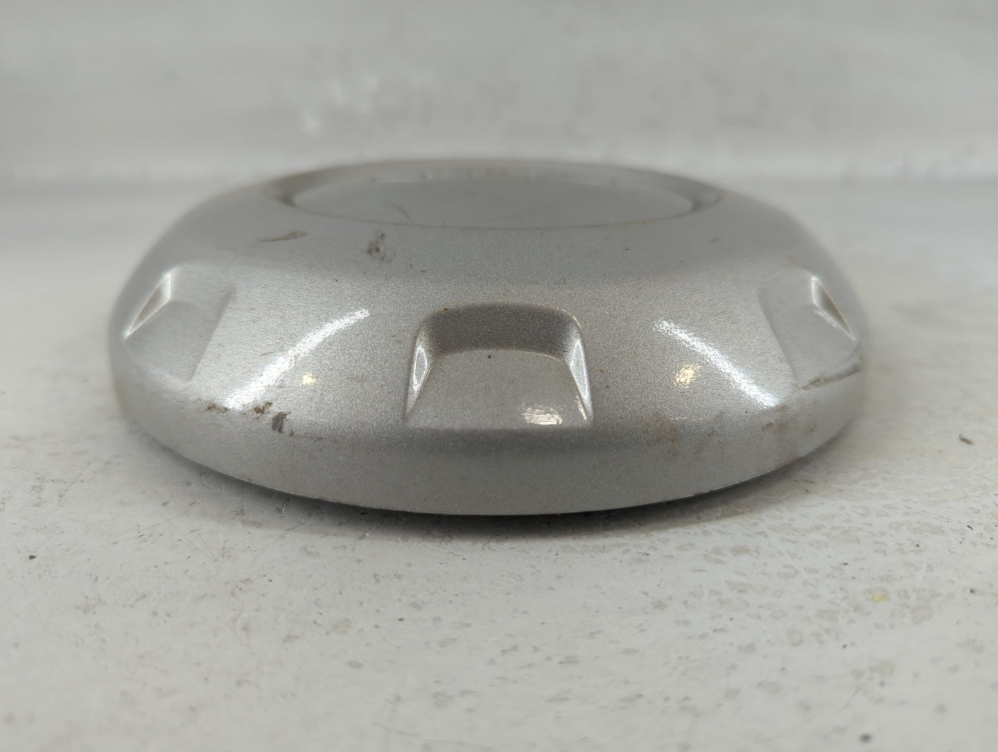 2022 Ford Expedition Rim Wheel Center Cap - Oemusedautoparts1.com