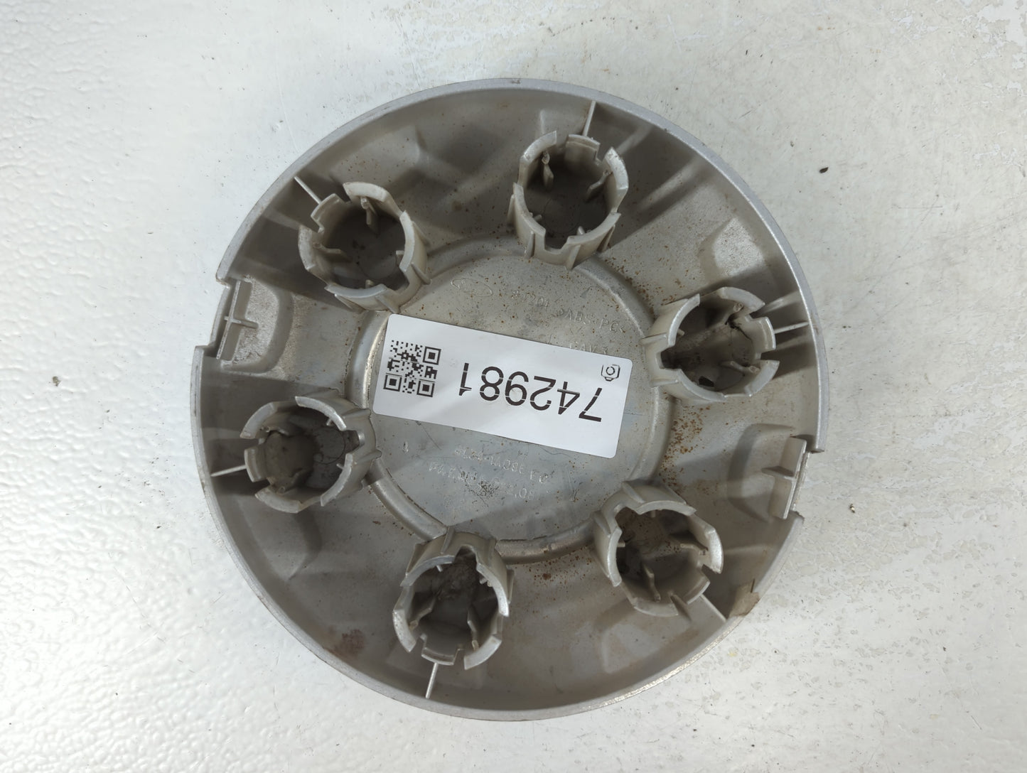 2022 Ford Expedition Rim Wheel Center Cap - Oemusedautoparts1.com