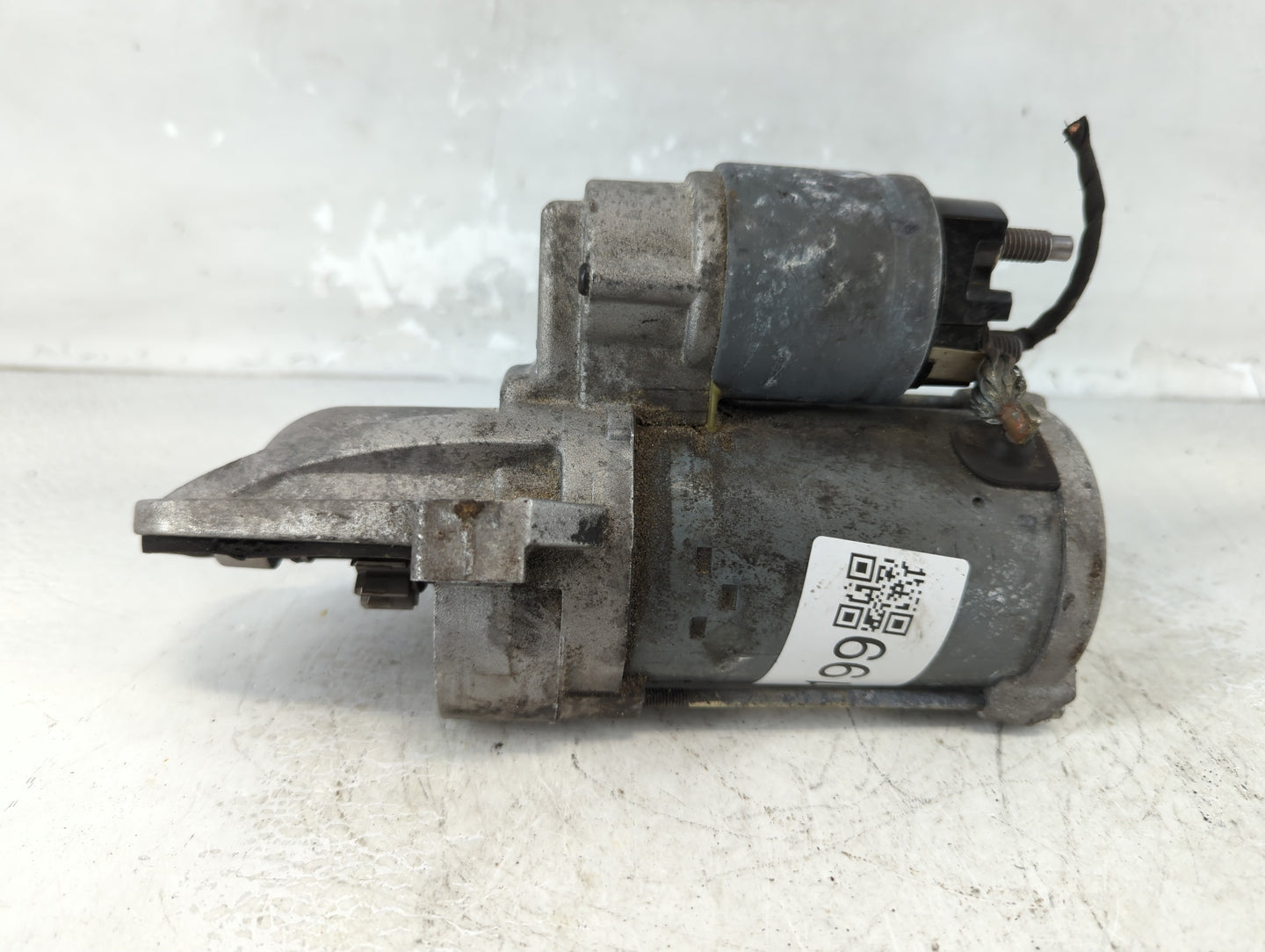 2020-2022 Ford Explorer Car Starter Motor Solenoid OEM P/N:L13T-11000-AC Fits Fits 2020 2021 2022 OEM Used Auto Parts - Oemu