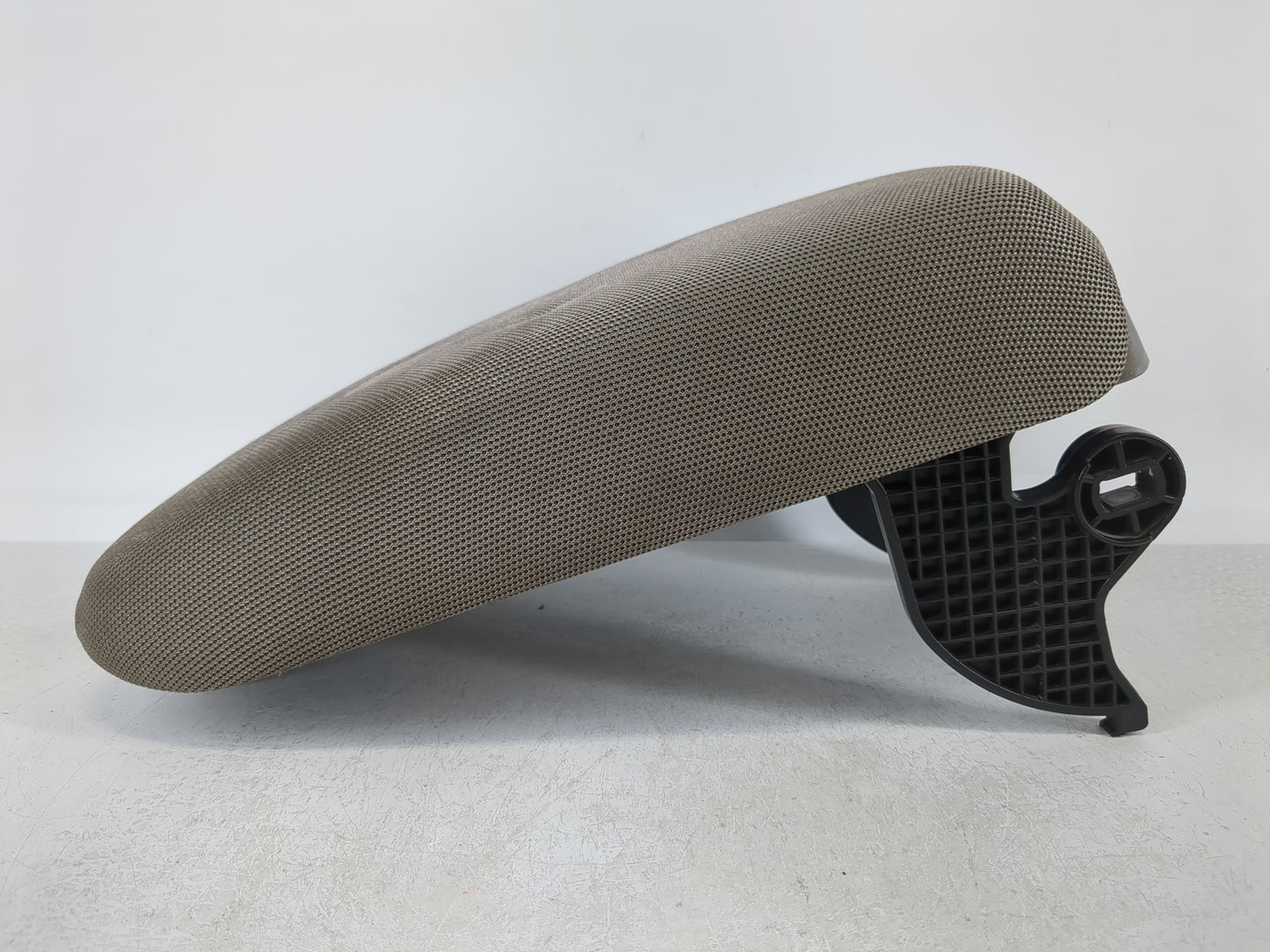 2022 Ford Explorer Center Console Armrest Cover Lid Fits OEM Used Auto Parts - Oemusedautoparts1.com