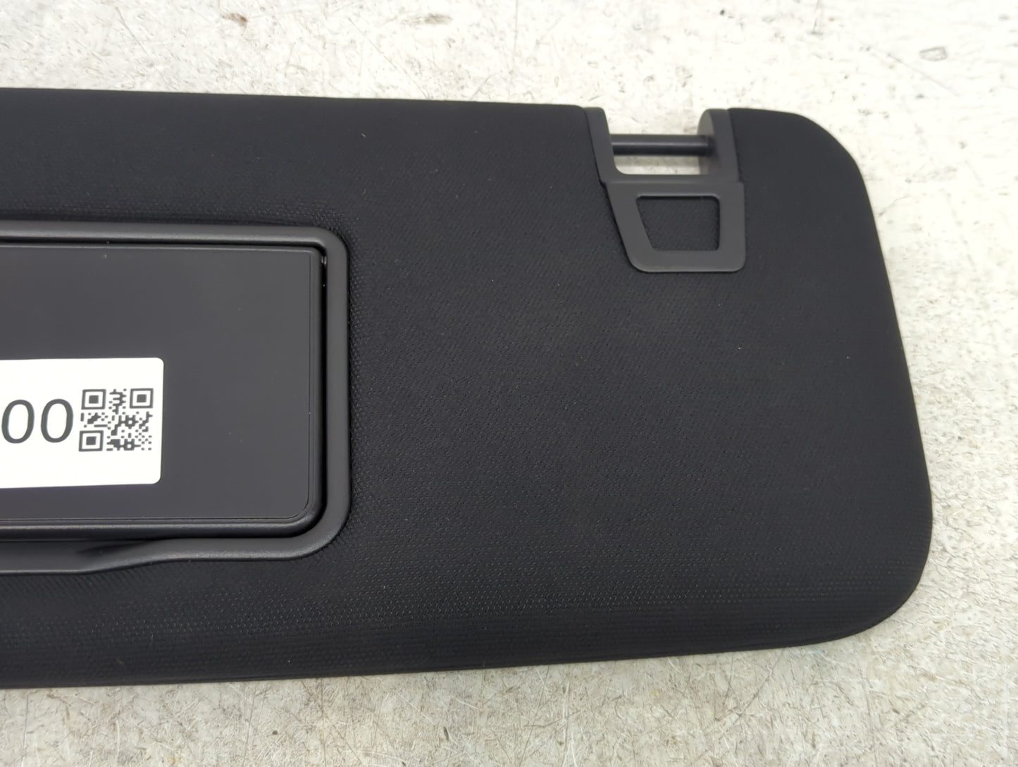 2022 Ford Explorer Sun Visor Shade Replacement Driver Left Mirror Fits OEM Used Auto Parts - Oemusedautoparts1.com