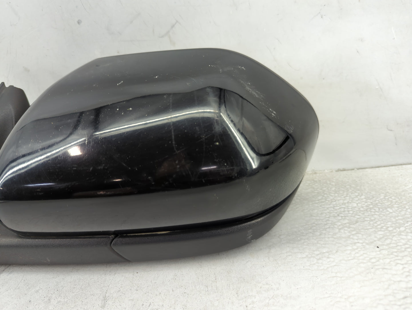 2022 Ford Explorer Driver Side View Mirror - Left Door Mirror OEM Used - Oemusedautoparts1.com