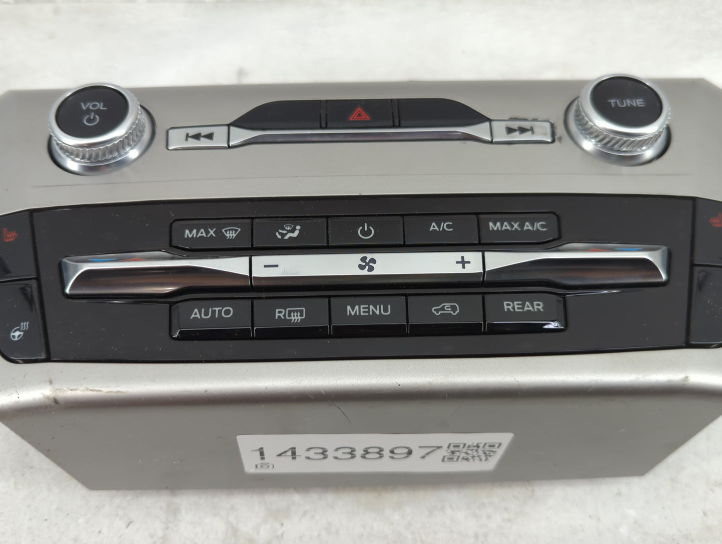 2022 Ford Explorer Radio AM FM Cd Player Receiver Replacement P/N:LB5T-18K811-AH Fits OEM Used Auto Parts - Oemusedautoparts