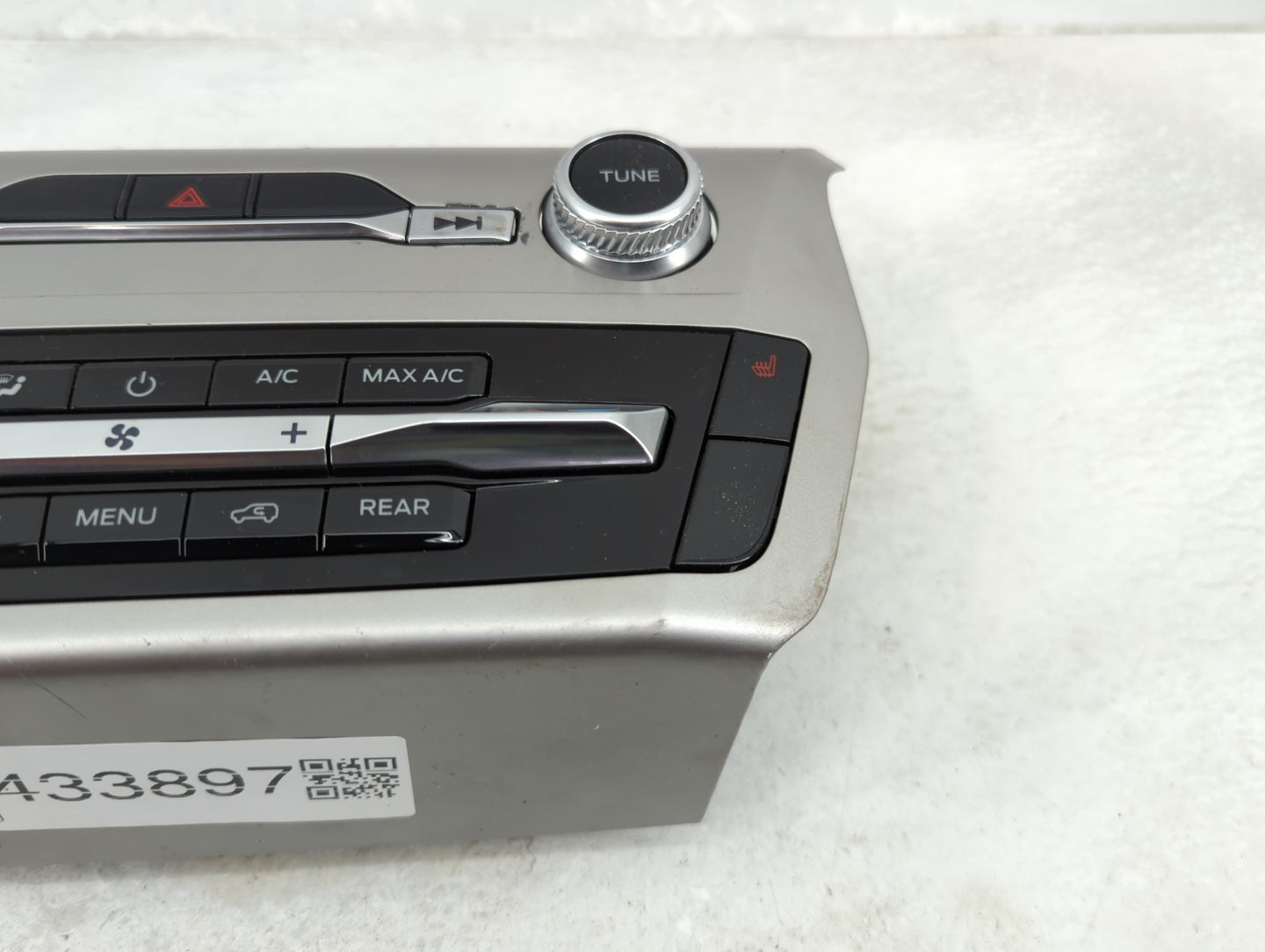 2022 Ford Explorer Radio AM FM Cd Player Receiver Replacement P/N:LB5T-18K811-AH Fits OEM Used Auto Parts - Oemusedautoparts
