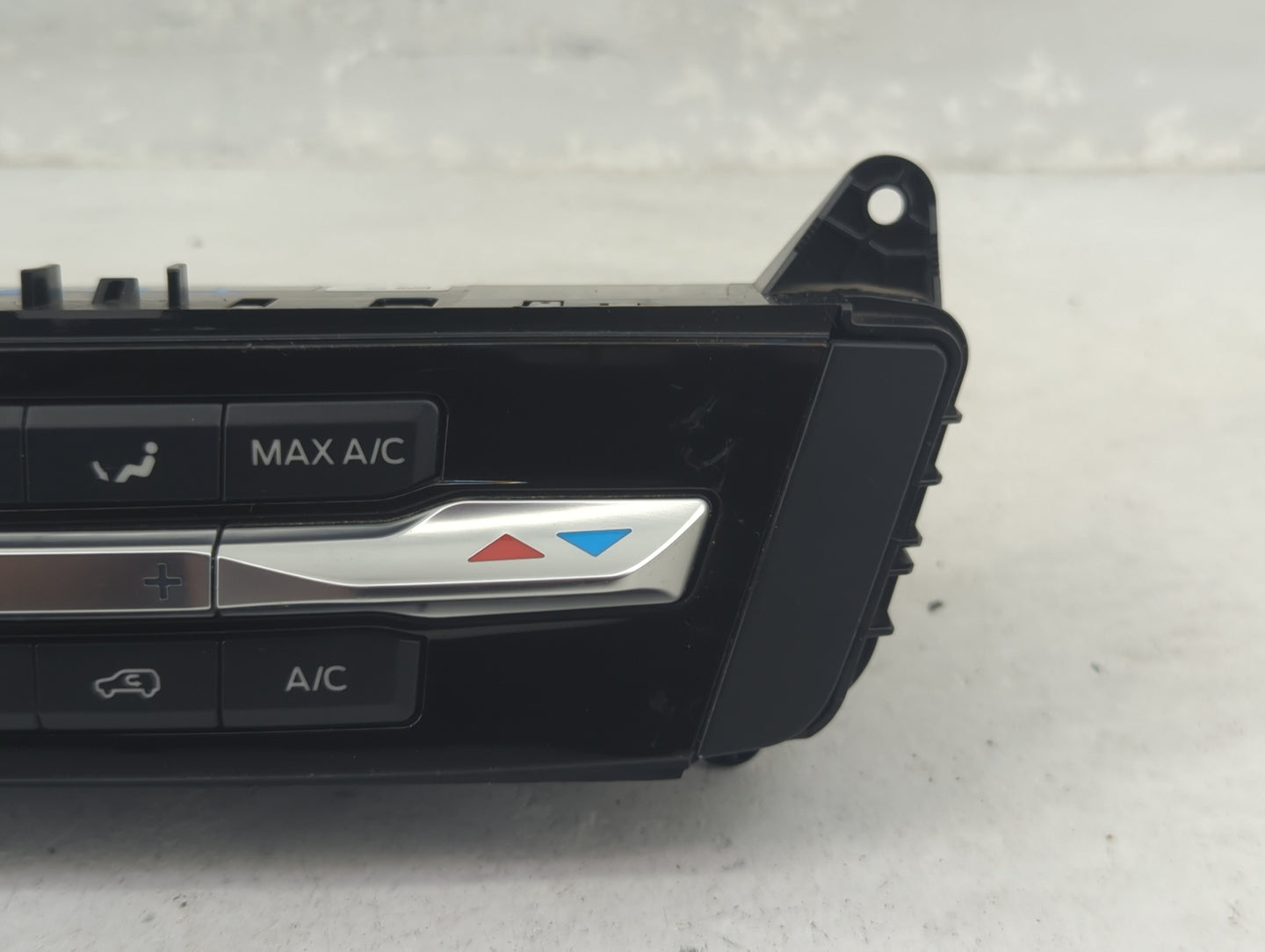 2022 Ford Explorer Climate Control Module Temperature AC/Heater Replacement P/N:LB5T-18C612-HF Fits OEM Used Auto Parts - Oe