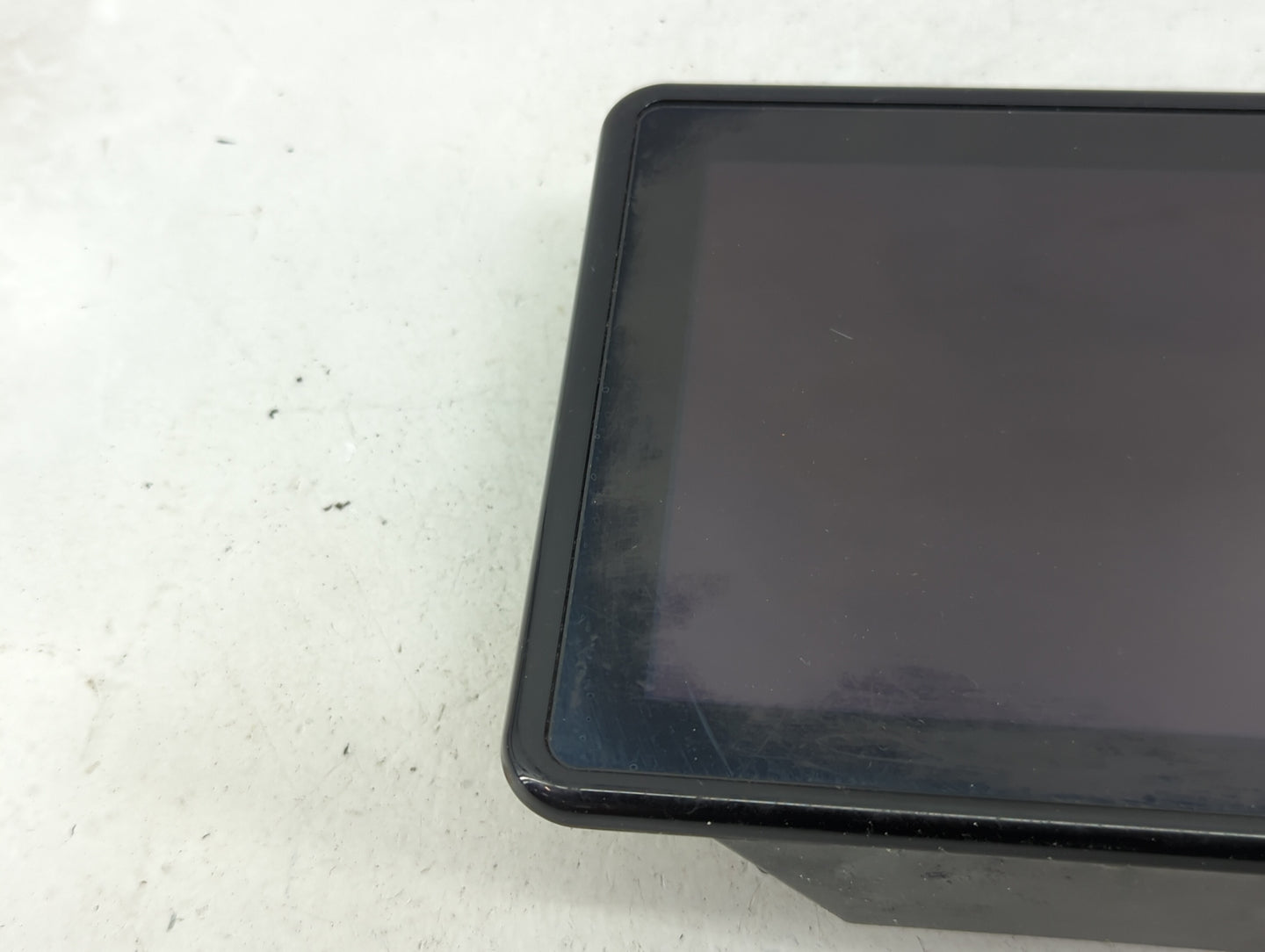 2022 Ford Explorer Information Display Screen - Oemusedautoparts1.com