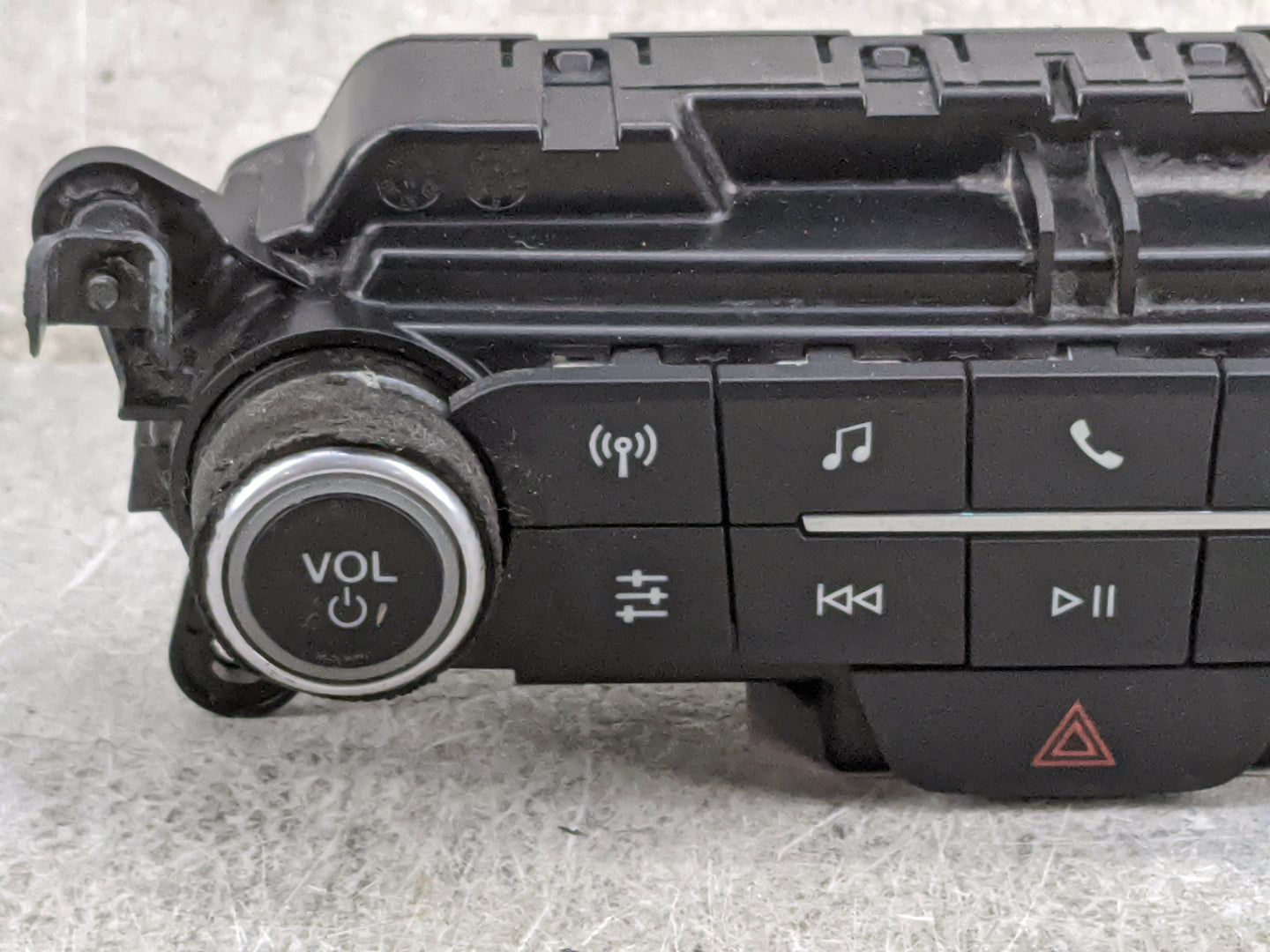 2022 Ford Explorer Radio Control Panel 1475913 - Oemusedautoparts1.com