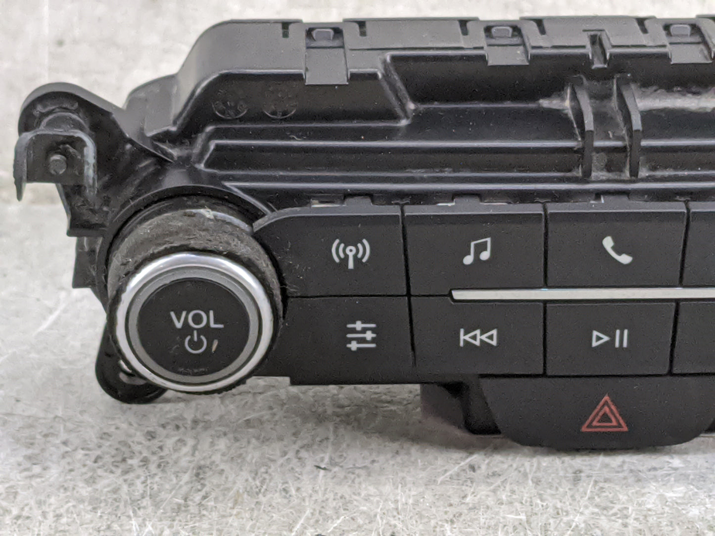 2022 Ford Explorer Radio Control Panel 1475913 - Oemusedautoparts1.com