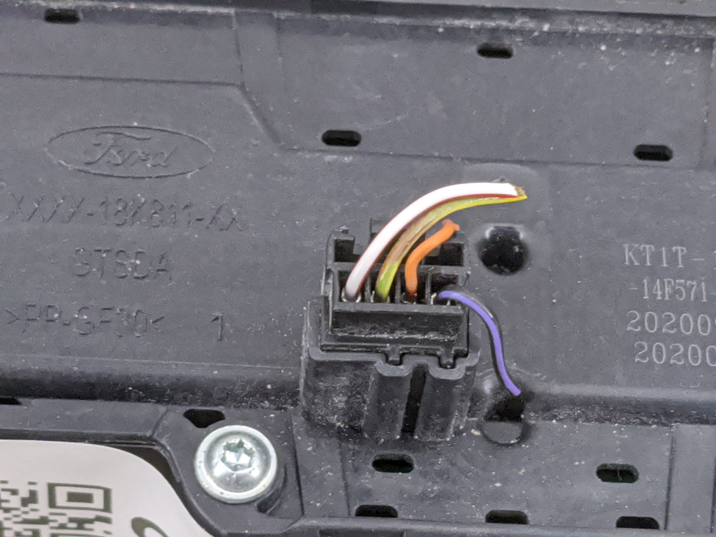 2022 Ford Explorer Radio Control Panel 1475913 - Oemusedautoparts1.com