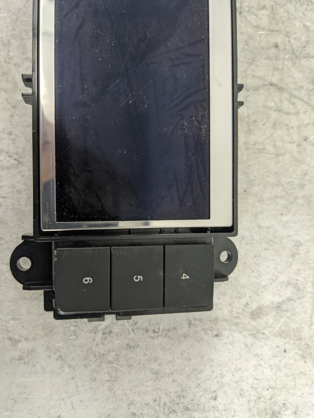 2022 Ford Explorer Information Radio Display Screen 1483398 - Oemusedautoparts1.com