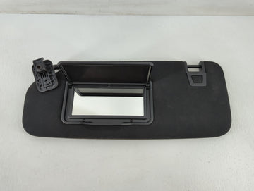 2022 Ford Explorer Sun Visor Shade Replacement Passenger Right Mirror Fits OEM Used Auto Parts - Oemusedautoparts1.com