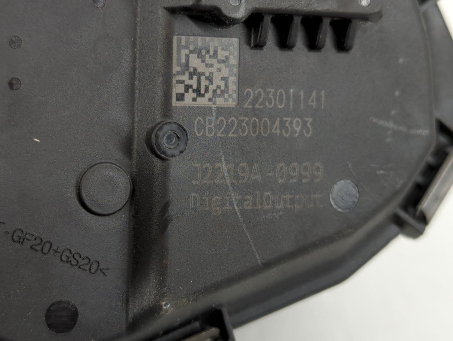 2020-2022 Ford Explorer Throttle Body P/N:J2219A-0999 CB223004393, 22301141 Fits Fits 2018 2019 2020 2021 2022 OEM Used Auto