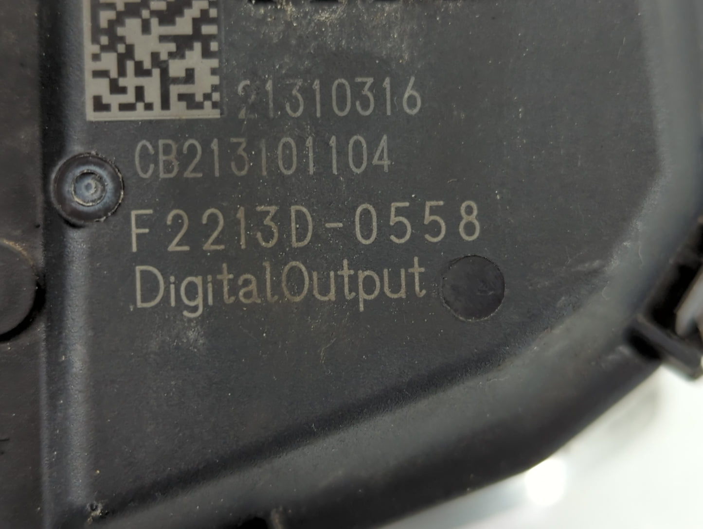 2020-2022 Ford Explorer Throttle Body P/N:21310316 F2213D-0558 Fits Fits 2018 2019 2020 2021 2022 OEM Used Auto Parts - Oemu