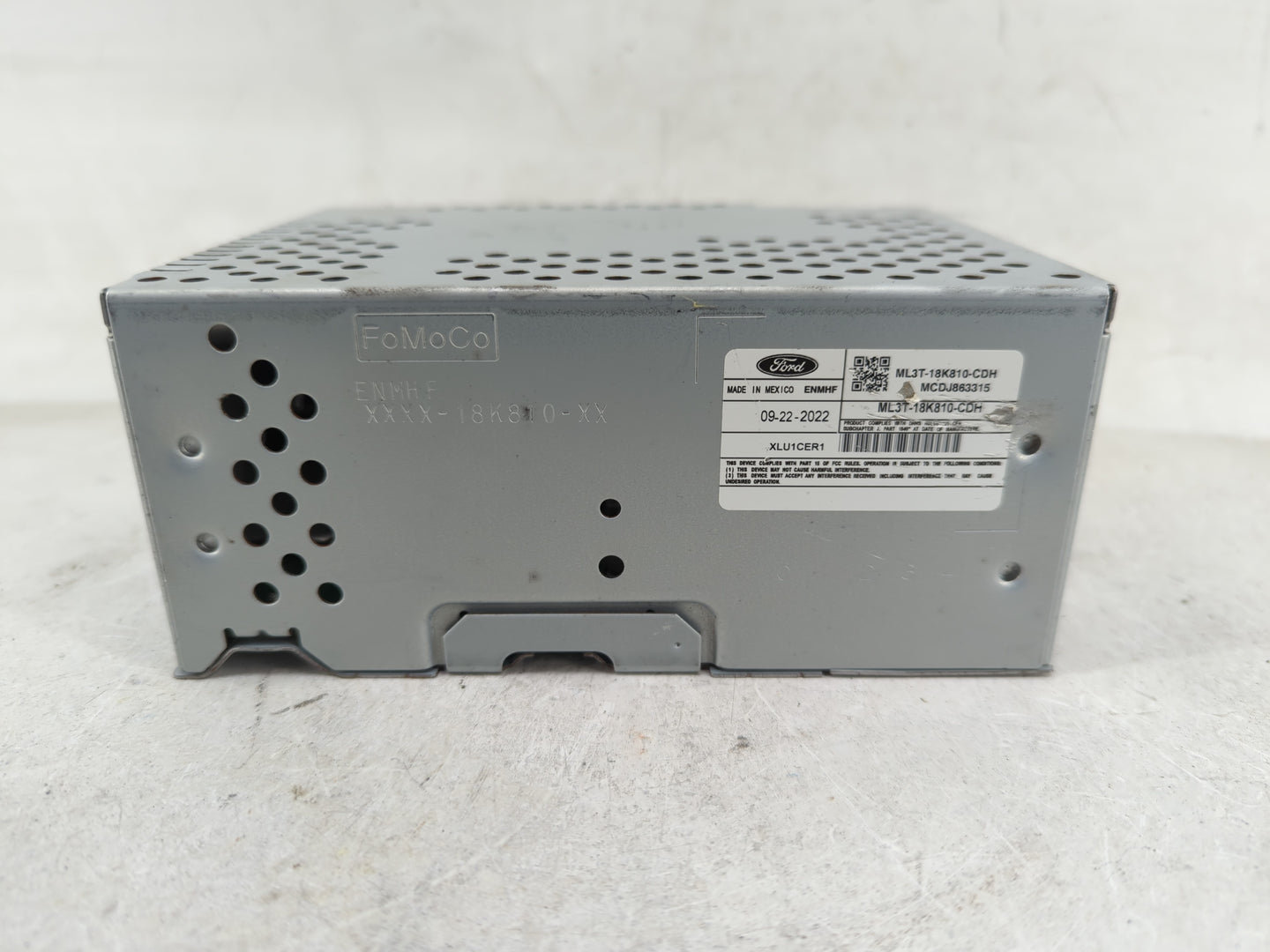 2021-2022 Ford F-150 Radio AM FM Cd Player Receiver Replacement P/N:ML3T-18K810-CDH Fits Fits 2021 2022 OEM Used Auto Parts 