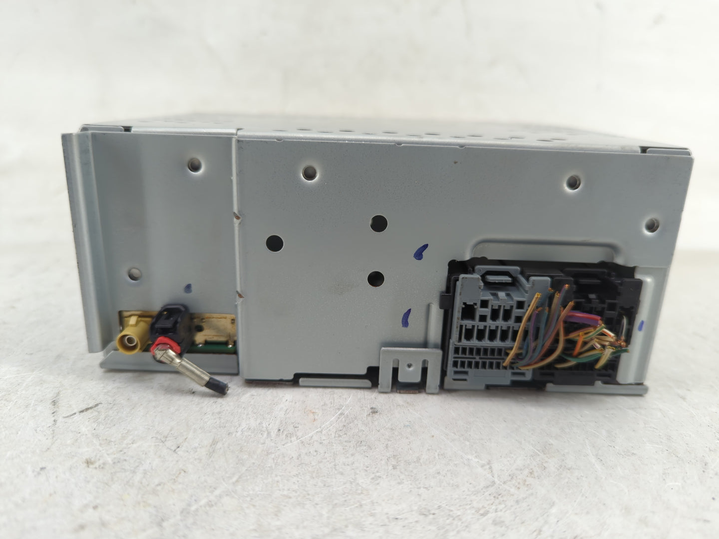 2021-2022 Ford F-150 Radio AM FM Cd Player Receiver Replacement P/N:ML3T-18K810-CDH Fits Fits 2021 2022 OEM Used Auto Parts 