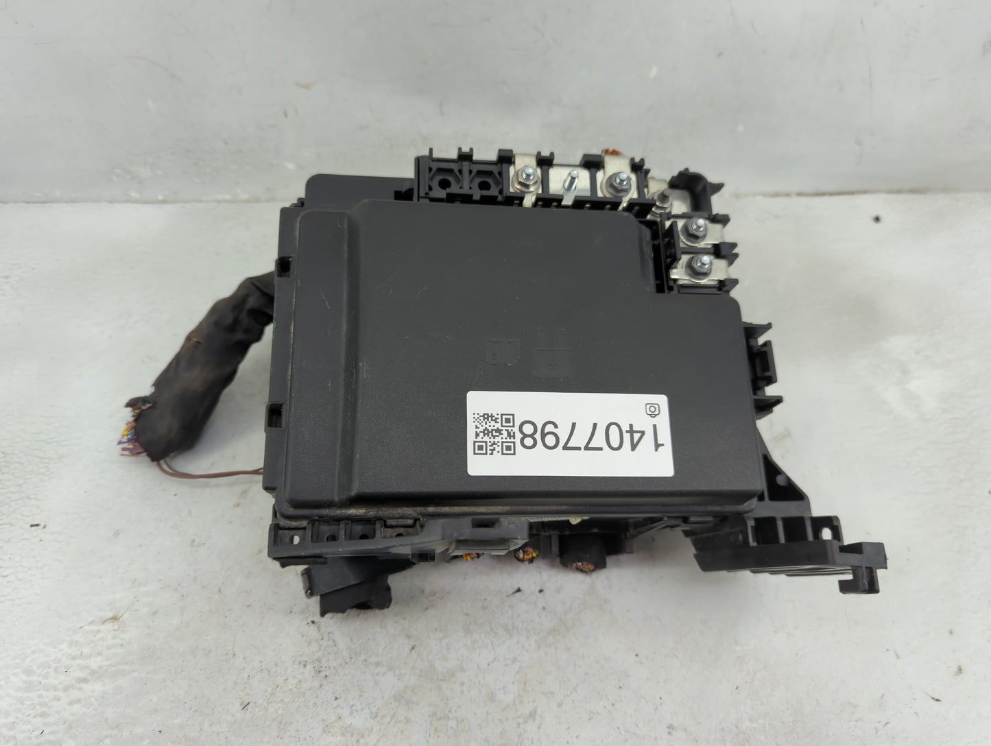 2021-2022 Ford F-150 Fusebox Fuse Box Panel Relay Module P/N:2684186 Fits Fits 2021 2022 OEM Used Auto Parts - Oemusedautopa