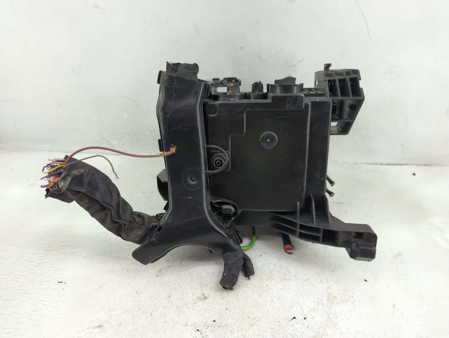 2021-2022 Ford F-150 Fusebox Fuse Box Panel Relay Module P/N:2684186 Fits Fits 2021 2022 OEM Used Auto Parts - Oemusedautopa