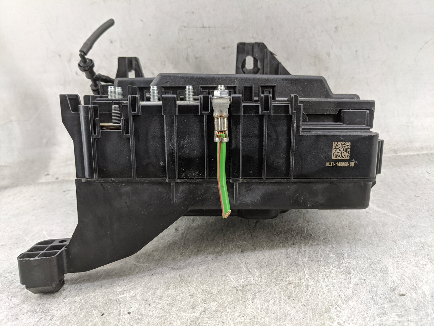 2021-2022 Ford F-150 Fusebox Fuse Box Panel Relay Module P/N:ML3T-14D068-SD Fits Fits 2021 2022 OEM Used Auto Parts - Oemuse