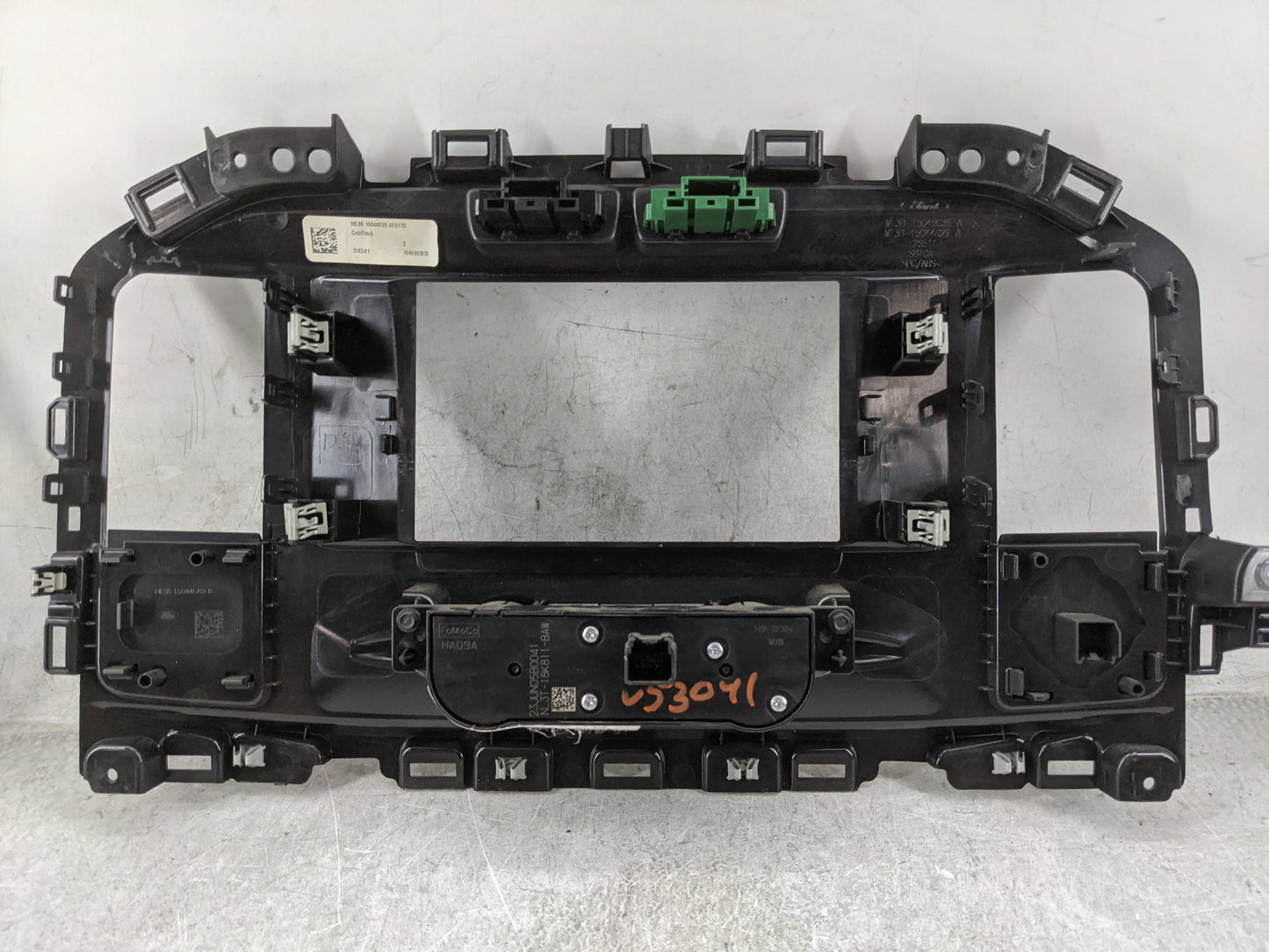 2021-2022 Ford F-150 Radio Control Panel 1476434 - Oemusedautoparts1.com