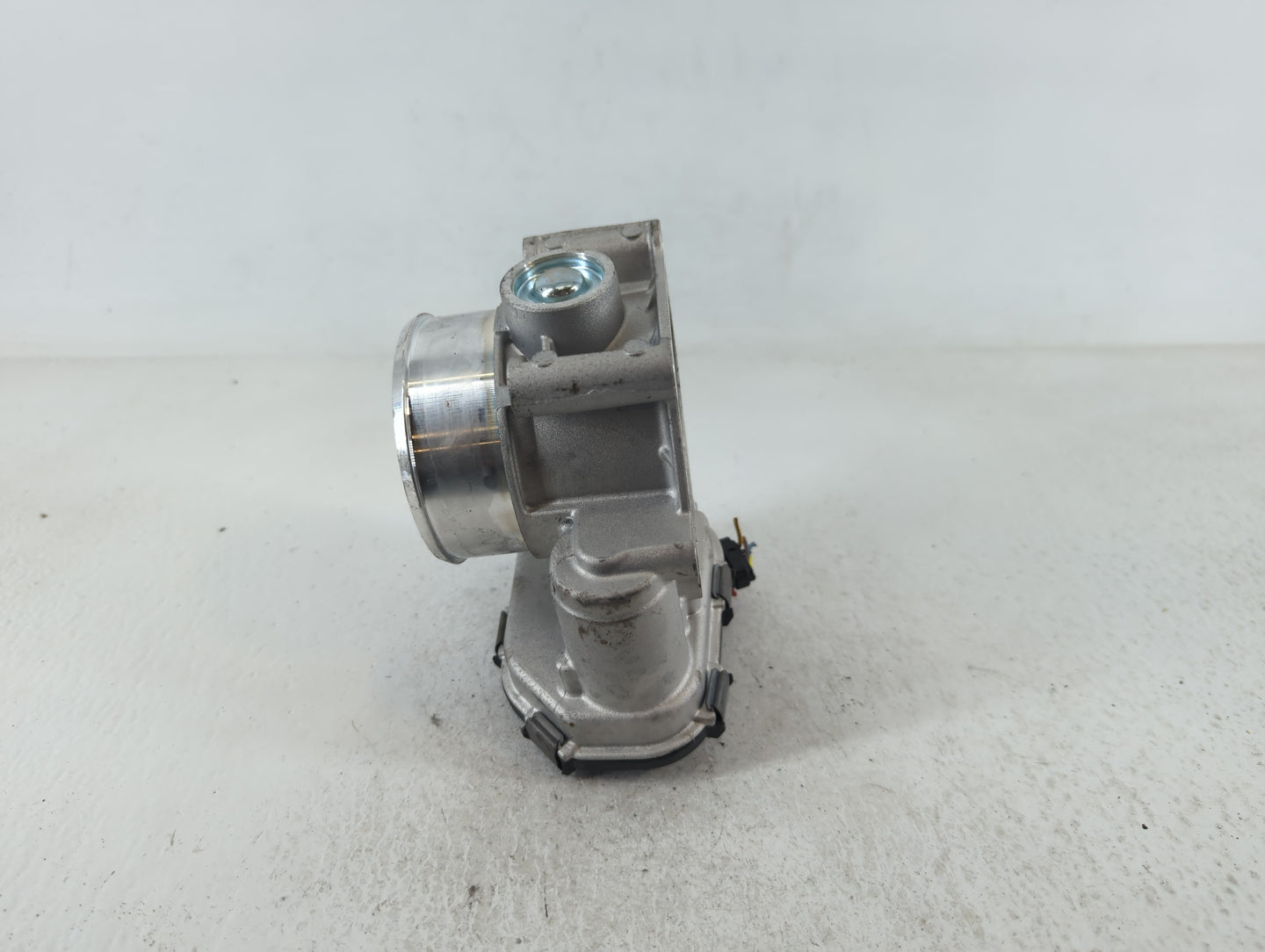 2017-2022 Ford F-150 Throttle Body P/N:22229 52 1218 HL3E 9F991 AA Fits Fits 2017 2018 2019 2020 2021 2022 OEM Used Auto Par