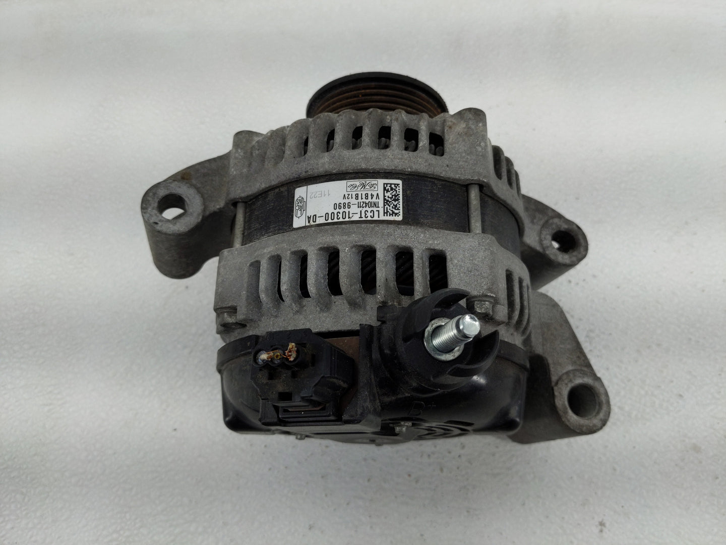 2020-2022 Ford F-350 Super Duty Alternator Replacement Generator Charging Assembly Engine OEM P/N:LC3T-10300-DA Fits OEM Use