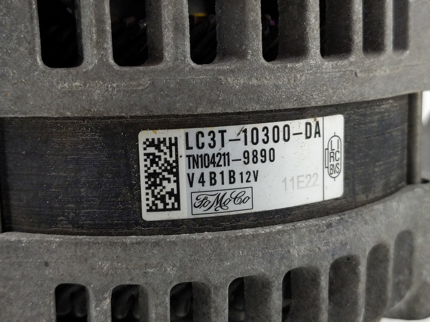 2020-2022 Ford F-350 Super Duty Alternator Replacement Generator Charging Assembly Engine OEM P/N:LC3T-10300-DA Fits OEM Use