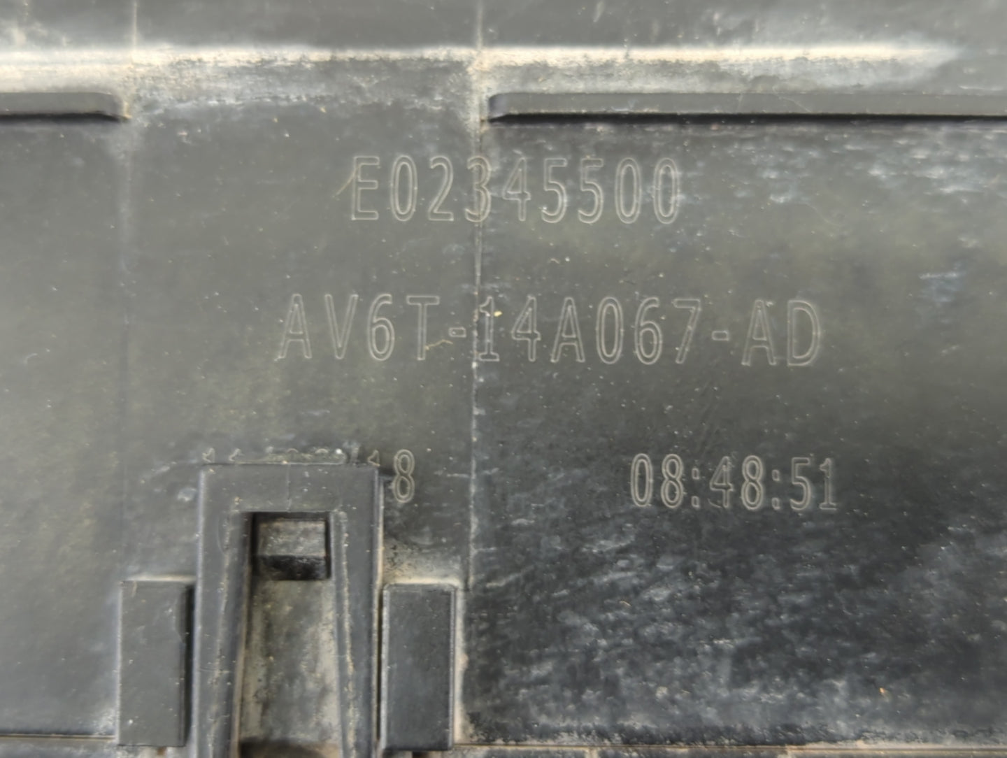 2020-2022 Ford F-350 Super Duty Fusebox Fuse Box Panel Relay Module P/N:E02345500 AV6T-14A067 Fits Fits 2020 2021 2022 OEM U