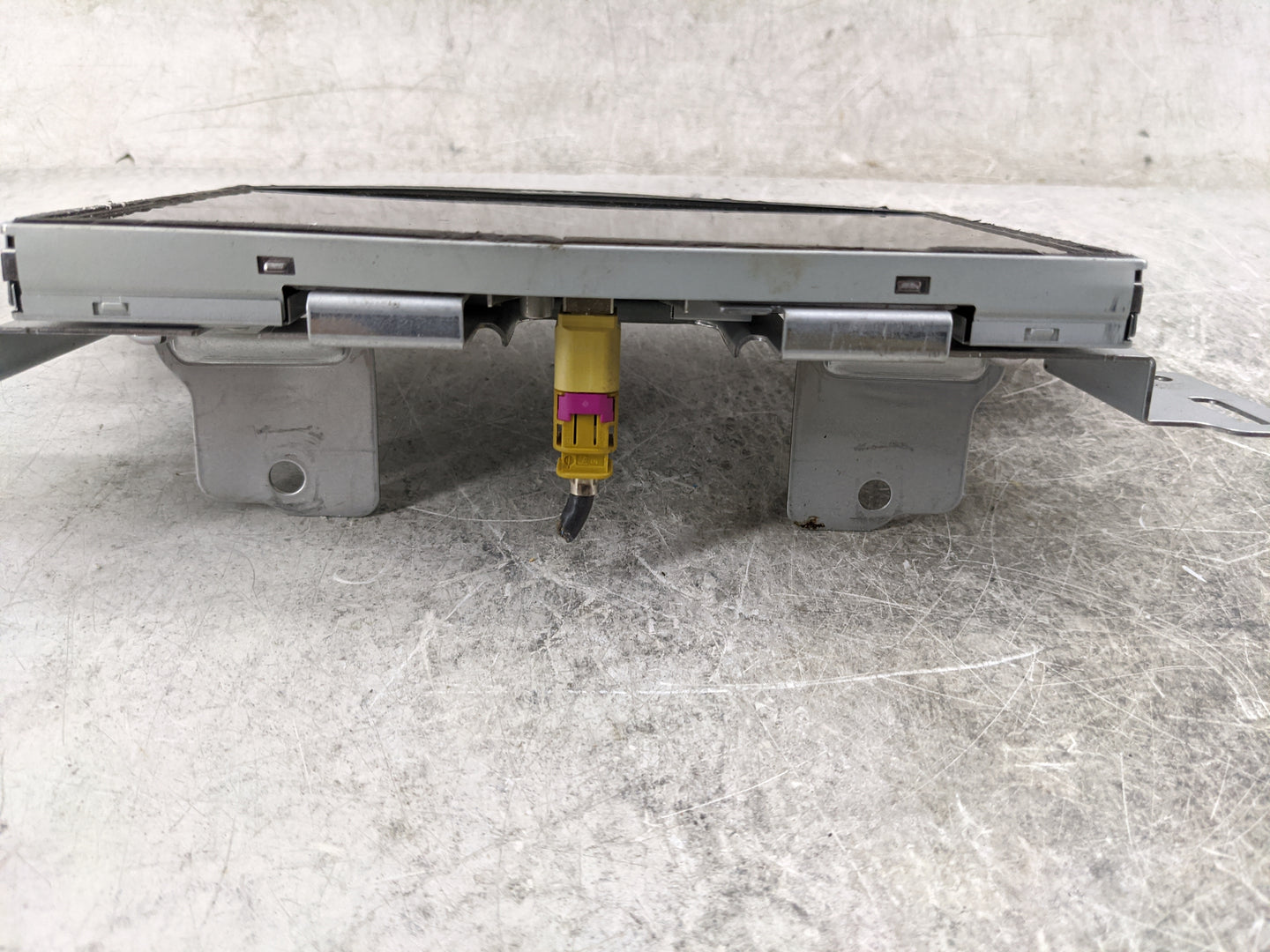 Ford F150 Information Display Screen 1468908 - Oemusedautoparts1.com