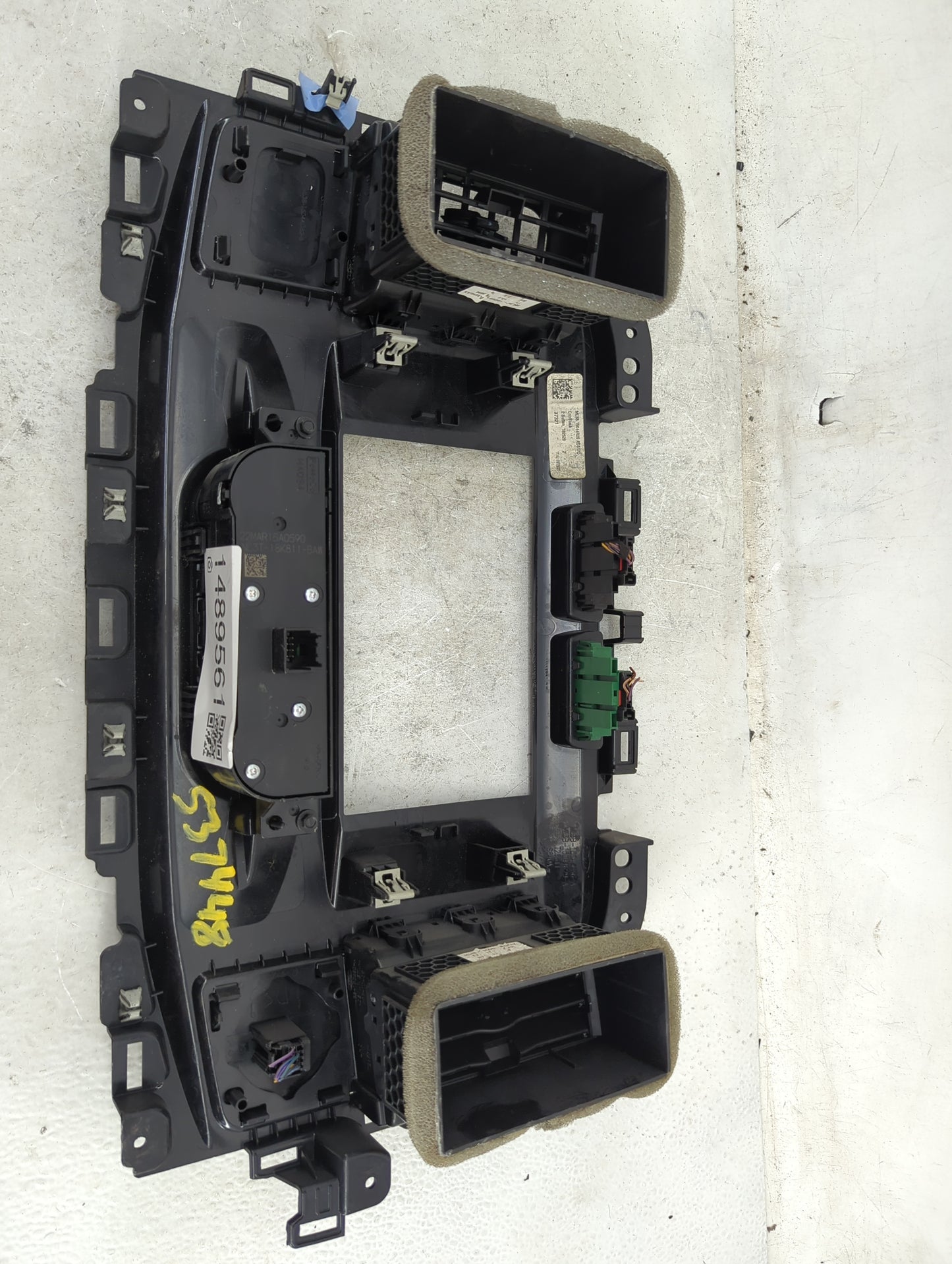 Ford F150 Radio Control Panel Black 1489561 - Oemusedautoparts1.com