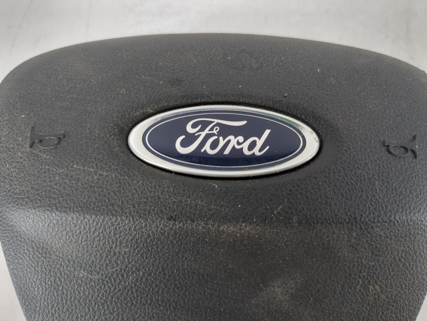 2022 Ford Maverick Air Bag Driver Left Steering Wheel Mounted P/N:L16E019K1B0MU Fits OEM Used Auto Parts - Oemusedautoparts1