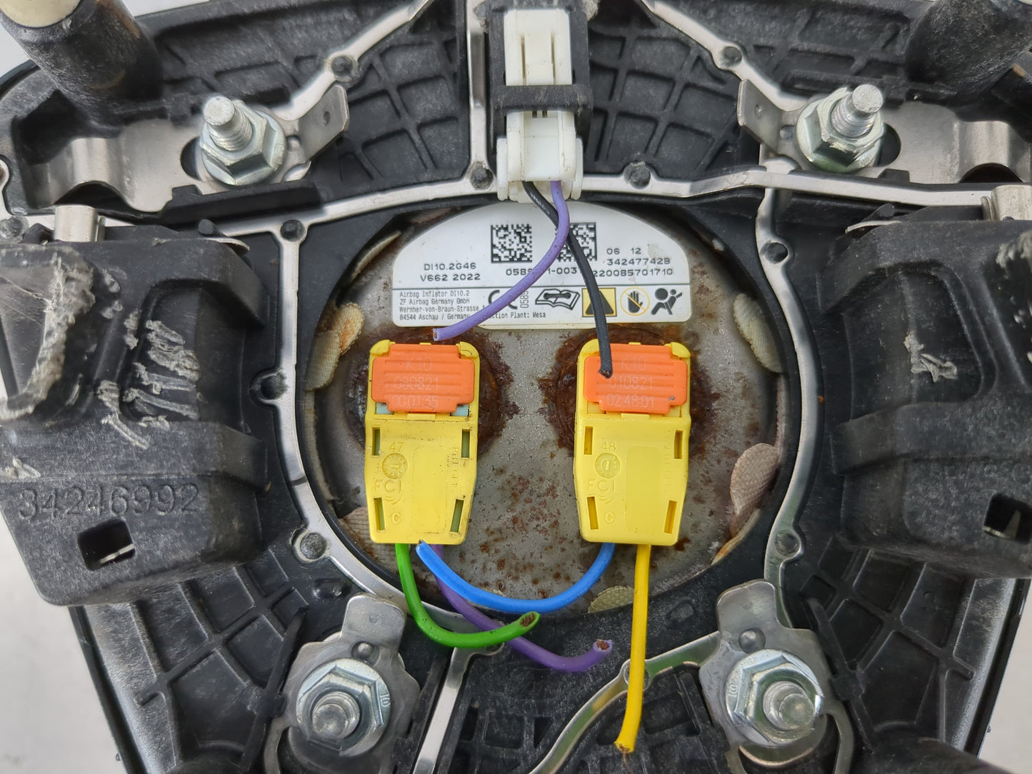2022 Ford Maverick Air Bag Driver Left Steering Wheel Mounted P/N:L16E019K1B0MU Fits OEM Used Auto Parts - Oemusedautoparts1