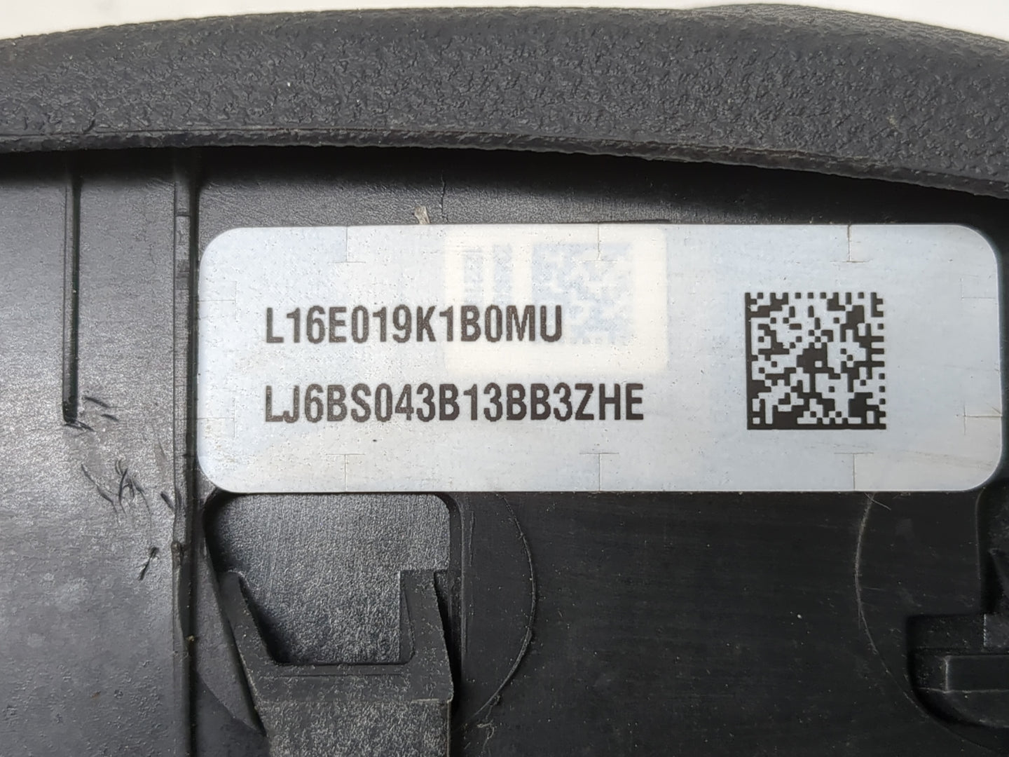 2022 Ford Maverick Air Bag Driver Left Steering Wheel Mounted P/N:L16E019K1B0MU Fits OEM Used Auto Parts - Oemusedautoparts1