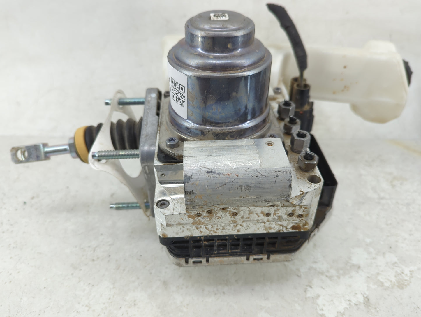 2022 Ford Maverick ABS Pump Control Module Replacement P/N:NZ6C-2D335-AG Fits OEM Used Auto Parts - Oemusedautoparts1.com