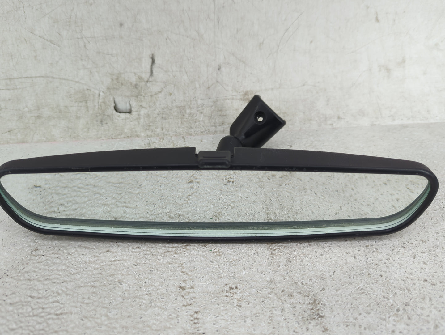 2022 Ford Maverick Interior Rear View Mirror Replacement OEM Fits OEM Used Auto Parts - Oemusedautoparts1.com
