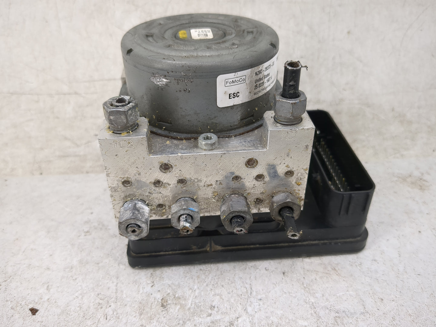 2022 Ford Maverick ABS Pump Control Module Replacement P/N:NZ6C-2B373-CG 25.0220-1607.4 Fits OEM Used Auto Parts - Oemusedau