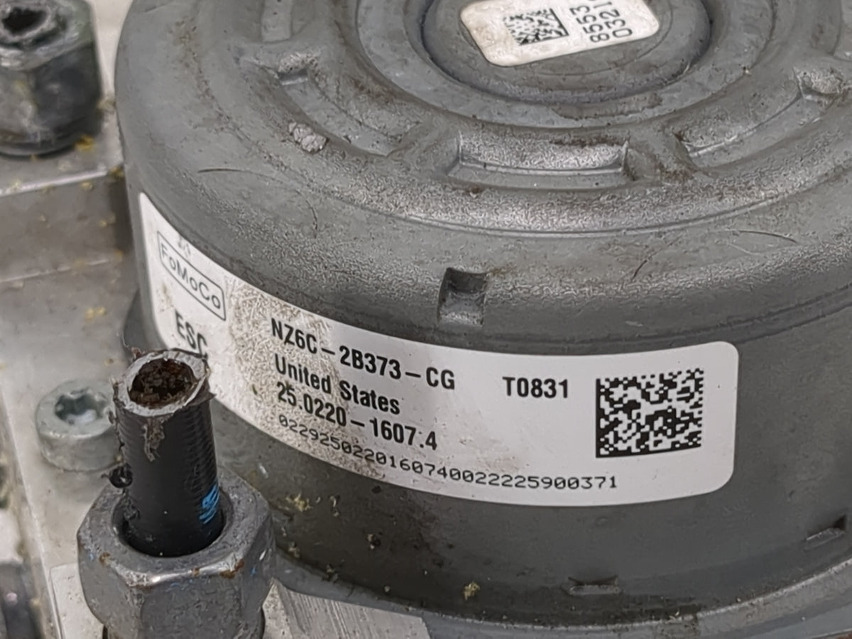 2022 Ford Maverick Anti-Lock Brake ABS Pump Module Actuator OEM P/N:NZ6C-2B373-CG 25.0220-1607.4 Fits OEM Used Auto Parts - 