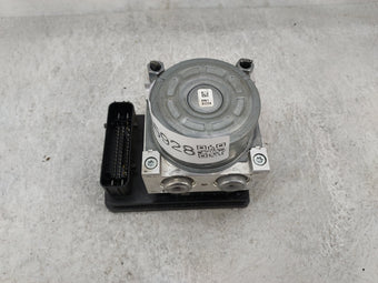 compare product 2022 Ford Maverick ABS Pump Control Module Replacement P/N:NZ6C-2C219-CD NZ6C-2B373-CD, 25.0915-6743.3, 25.0220-1561.4 Fits OEM Used Auto Parts