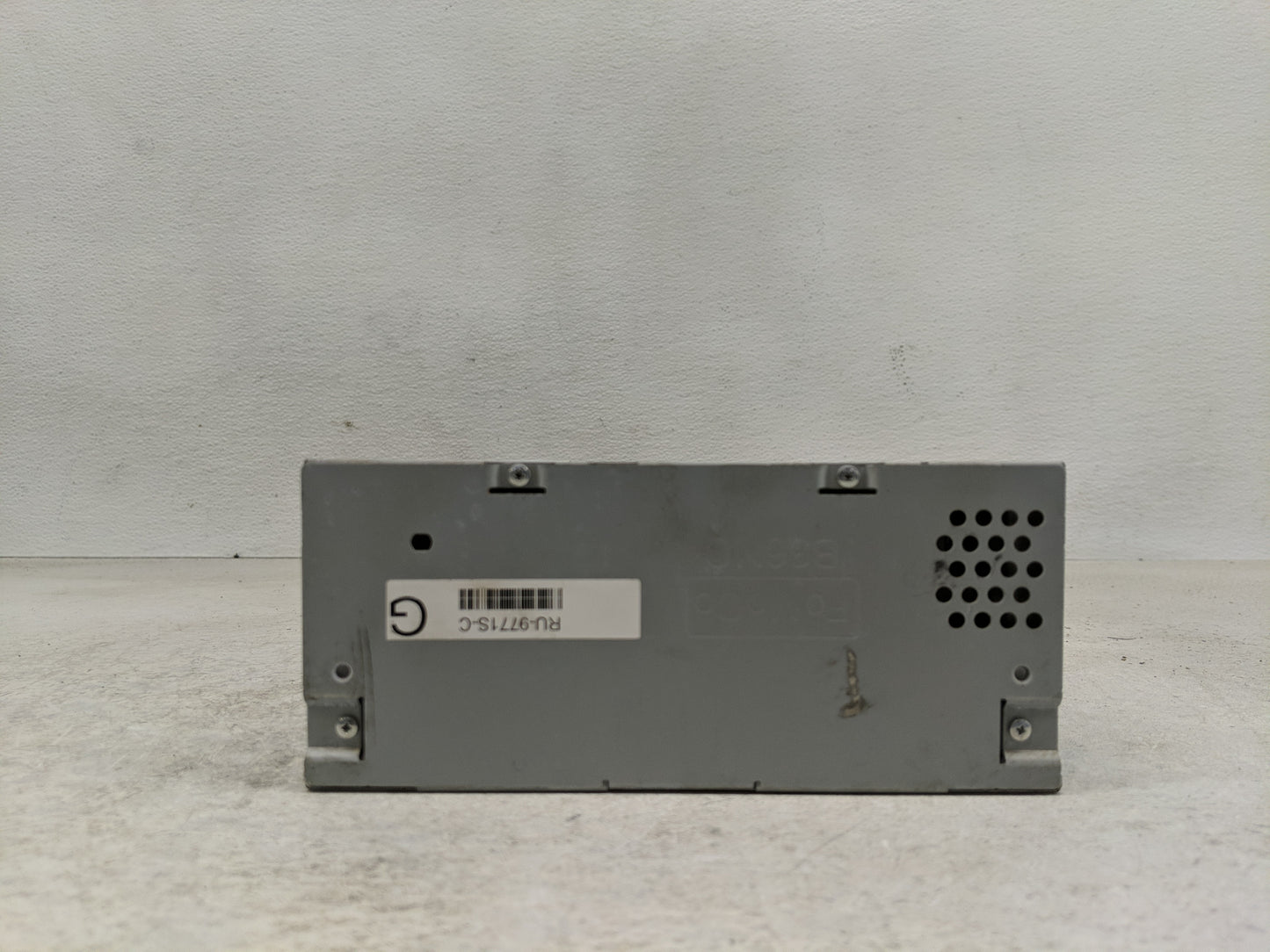 2022 Ford Mustang Radio AM FM Cd Player Receiver Replacement P/N:LR3T-18D832-EH Fits OEM Used Auto Parts - Oemusedautoparts1
