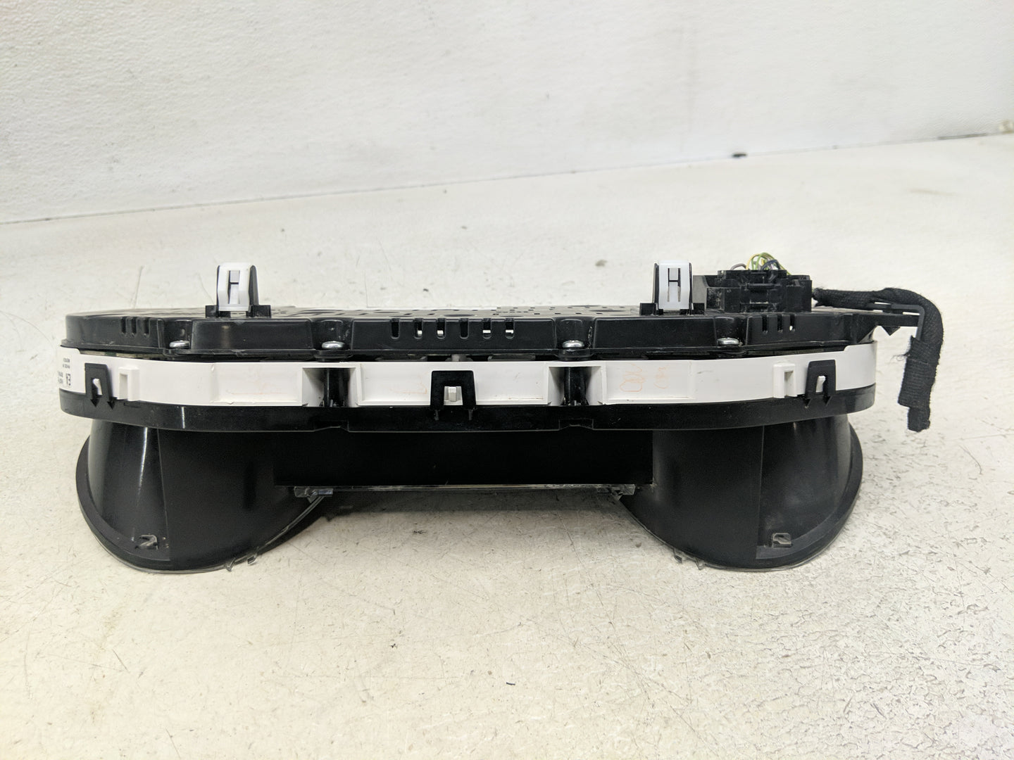 2021-2022 Ford Mustang Instrument Cluster Speedometer Gauges Fits Fits 2021 2022 OEM Used Auto Parts - Oemusedautoparts1.com