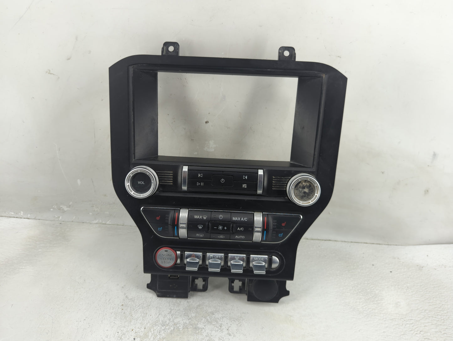 2022 Ford Mustang Climate Control Module Temperature AC/Heater Replacement P/N:LR3T-18E245-FB Fits OEM Used Auto Parts - Oem