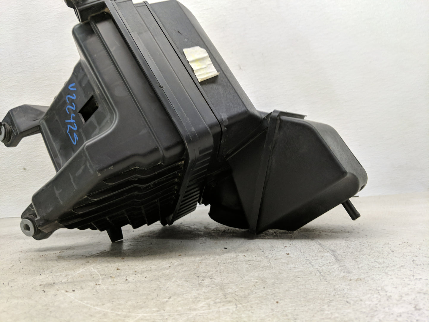 2018-2022 Ford Mustang Air Cleaner Intake-duct Hose Tube - Oemusedautoparts1.com