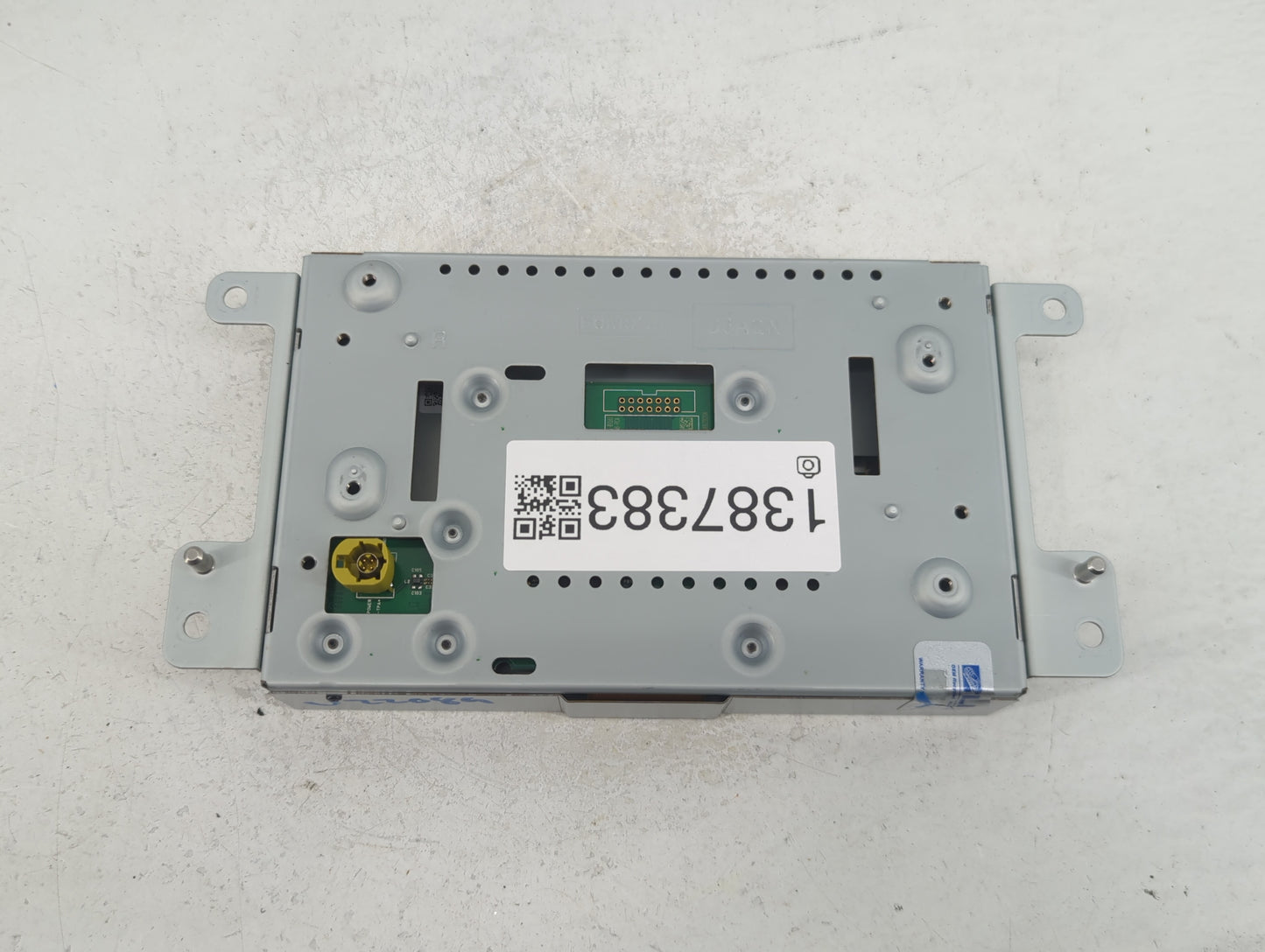 2019-2022 Ford Mustang Information Display Screen - Oemusedautoparts1.com